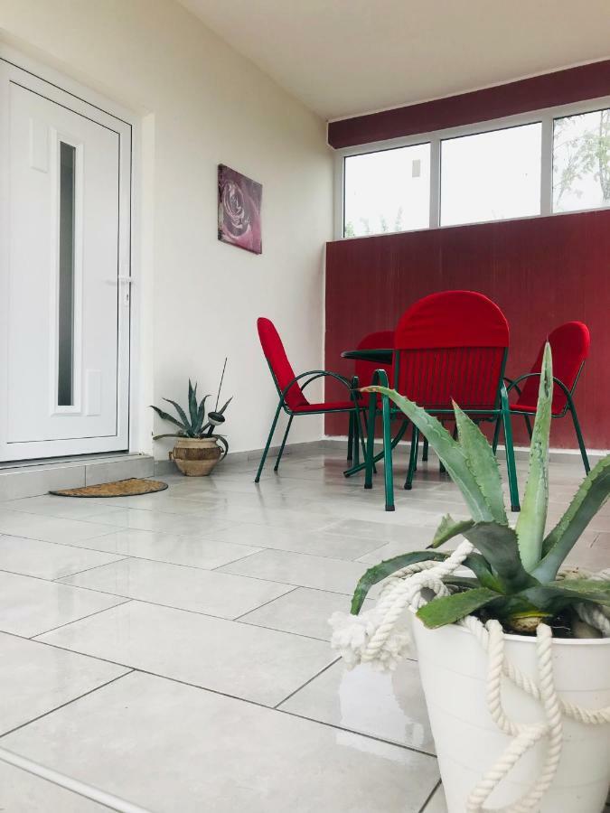ורסי Apartmani Fulir מראה חיצוני תמונה